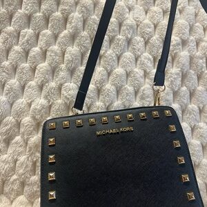 Michael Kors Saffino Leather Selma
Studded Medium Messenger Crossbody
Bag